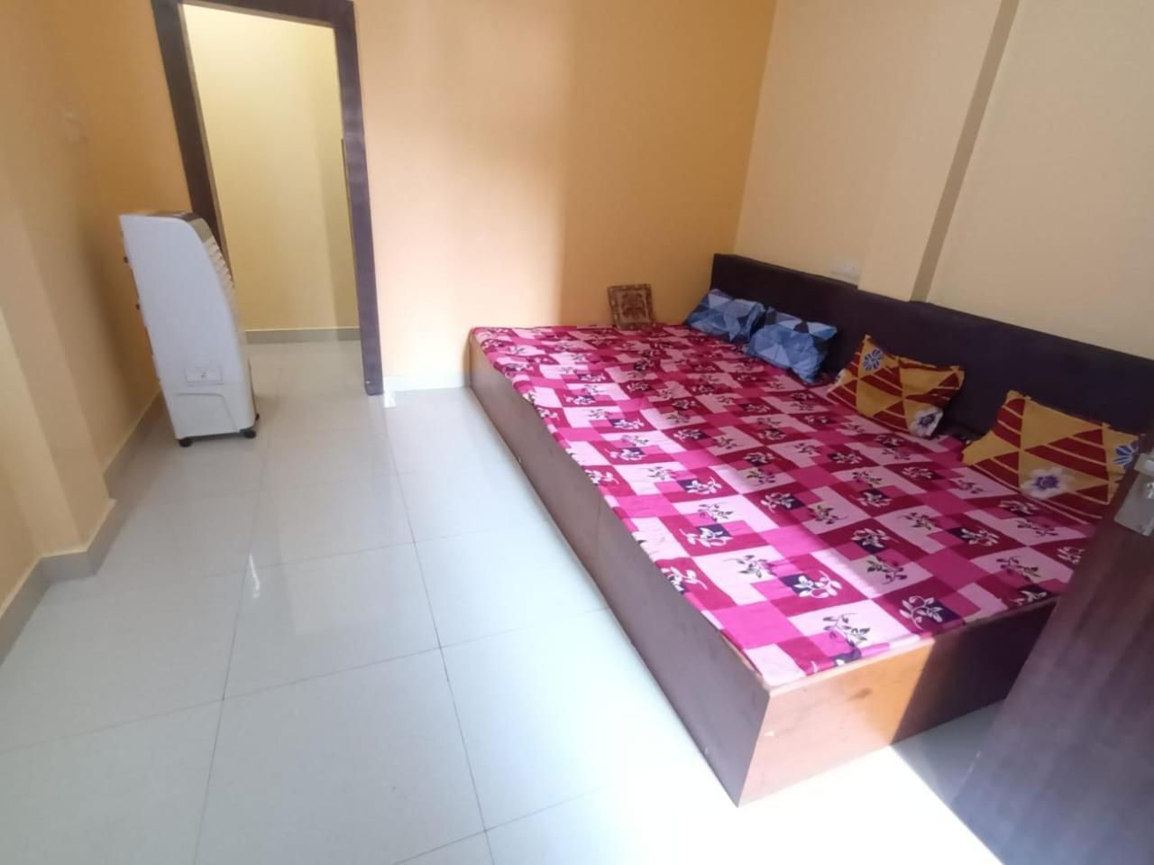 Anand Yatri Grah - Home Stay, Ujjain Exteriör bild
